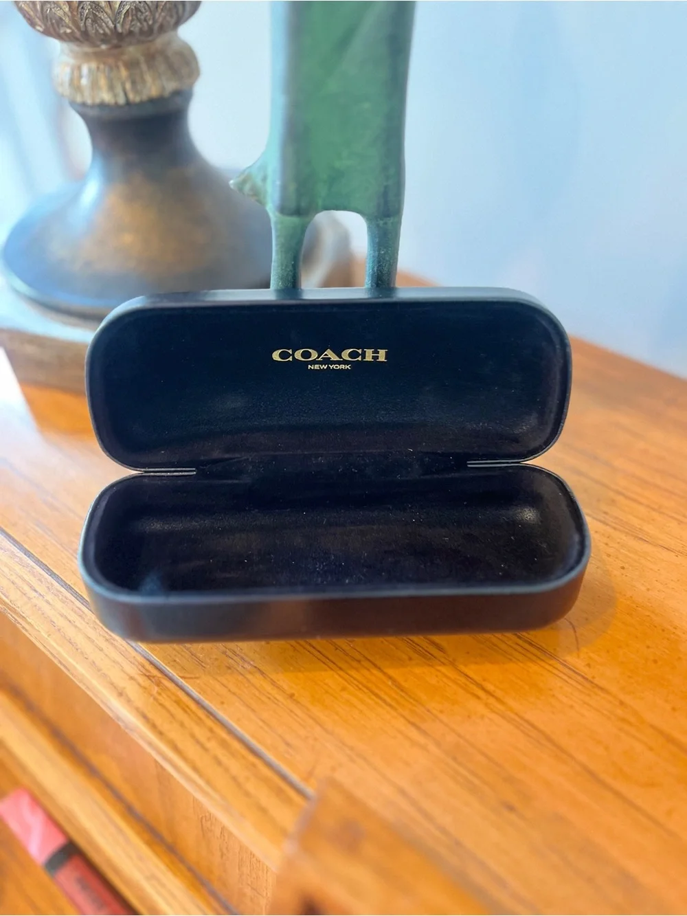 Coach Hard ClamShell Hinged Glasses / Sunglasses Case EUC